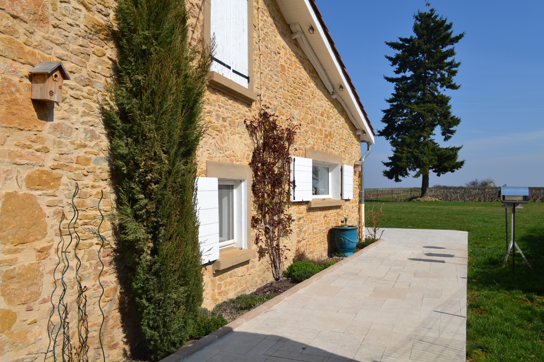 vente BEAUJOLAIS PIERRES DOREES,MAISON PIERRES DOREES,225 M² HAB,4 CHAMBRES ( 1 pl pieds